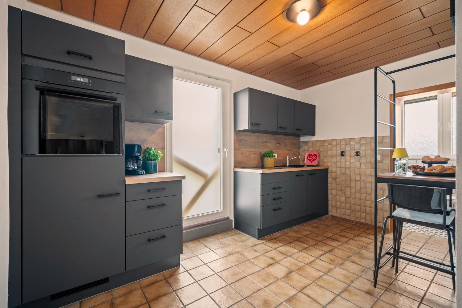 Appartement Fuer Bis Zu 6 Personen Mit Terrasse Und Klima FDH
