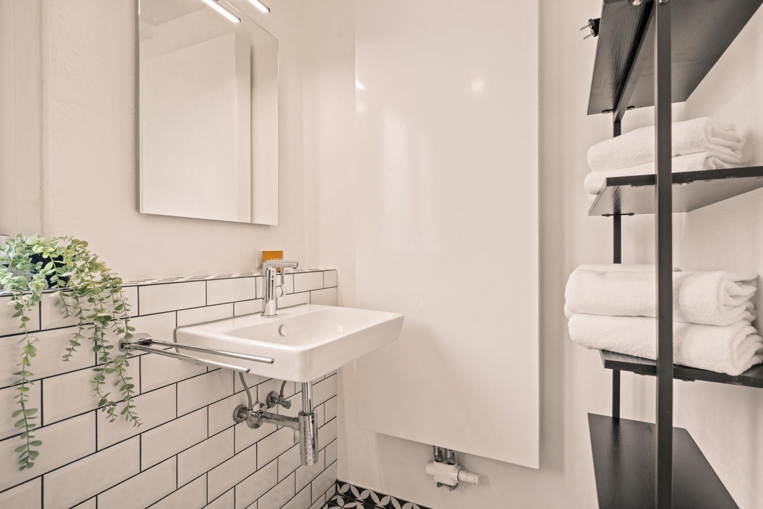 Appartement Fuer Bis Zu 6 Personen Mit Terrasse Und Klima *